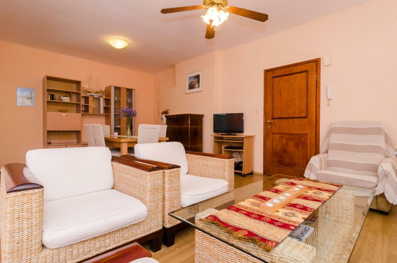 דוברובניק Wisteria Apartment מראה חיצוני תמונה